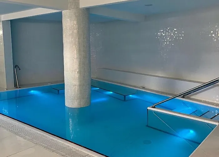 Hotel Oasis Park Splash