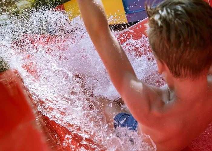 Oasis Park Splash 4*