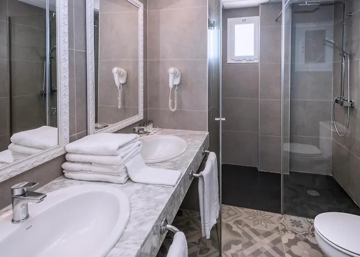 Hotel Oasis Park Splash