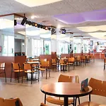 绿洲公园飞溅酒店 酒店 卡里拉