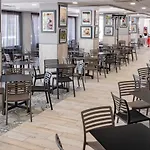 酒店 绿洲公园飞溅酒店 4*