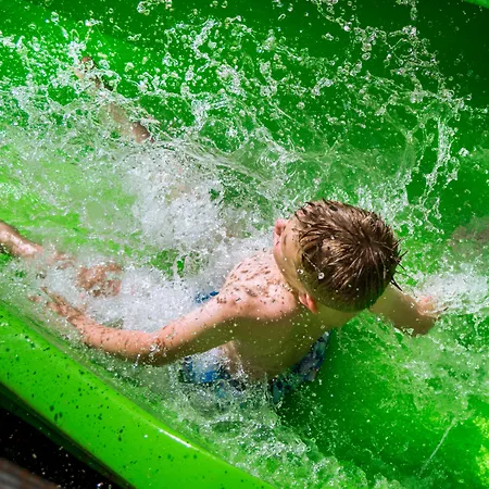 Oasis Park Splash Отель 4*