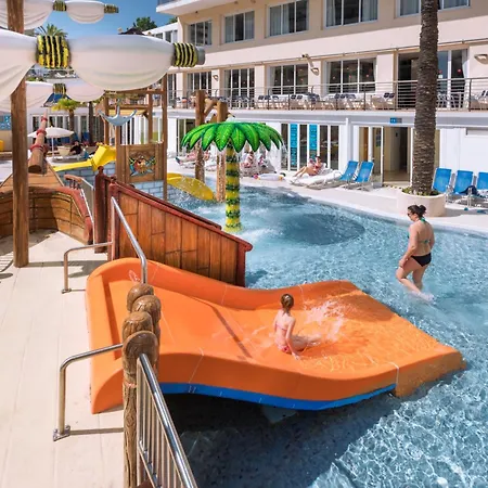 فندق Oasis Park Splash 4*