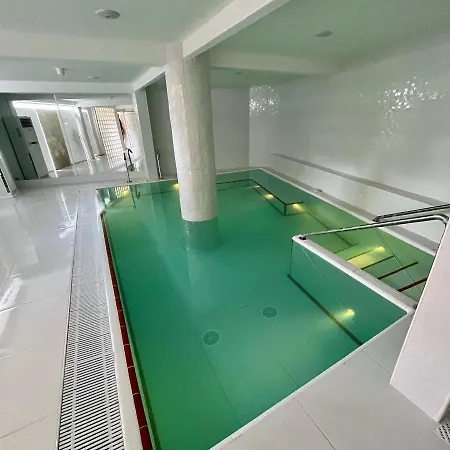 Oasis Park Splash Готель 4*