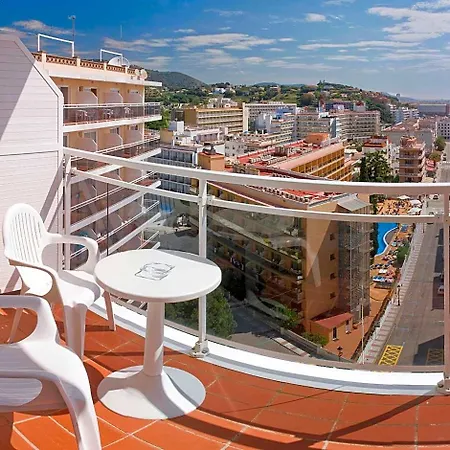 Oasis Park Splash Hotel 4*