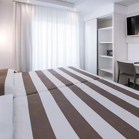 Oasis Park Splash كاليليا