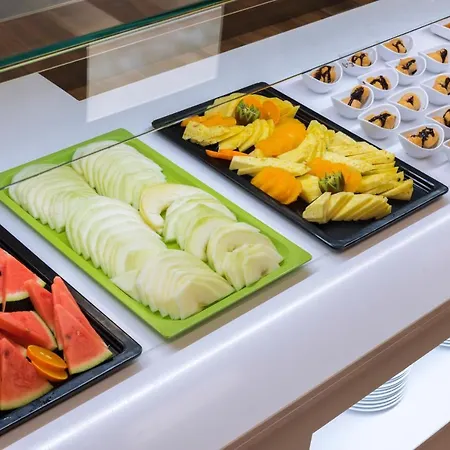 Oasis Park Splash 4*