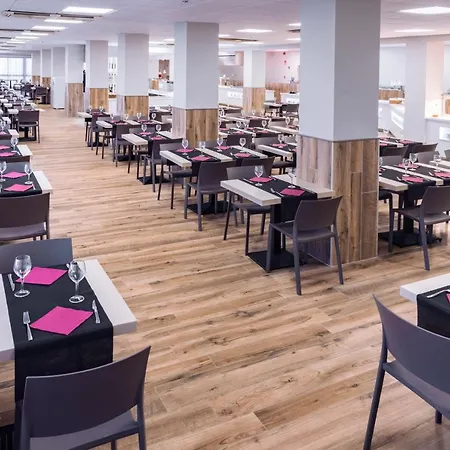 Oasis Park Splash 4* كاليليا