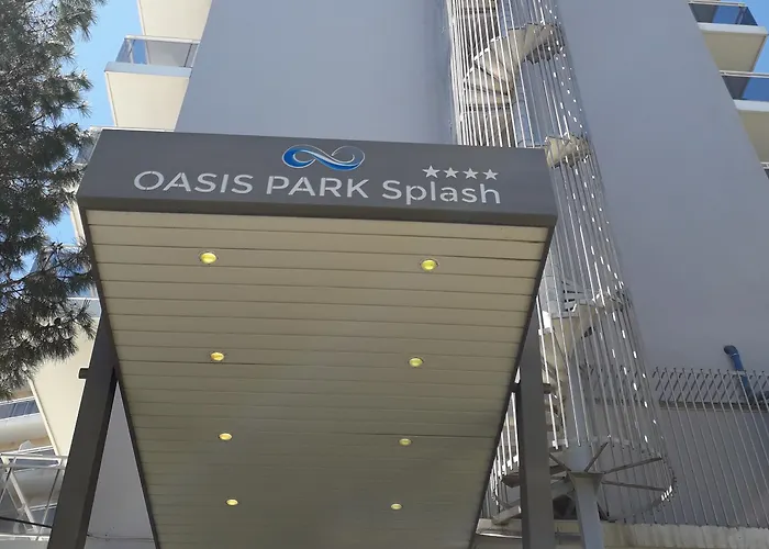 Oasis Park Splash فندق