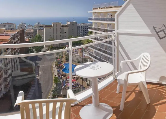 Hotel Oasis Park Splash 4*