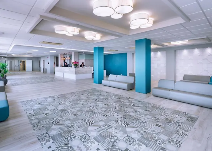 Hotel Oasis Park Splash 4*