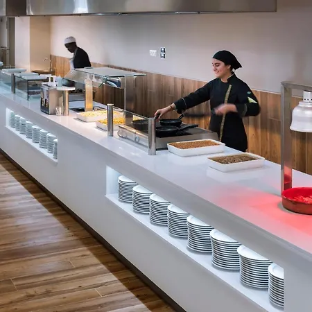 Oasis Park Splash Hotel Calella