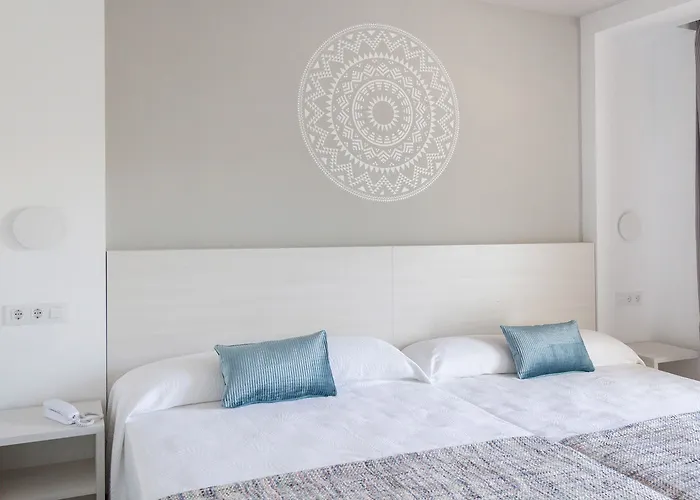 Hotel Oasis Park Splash 4*